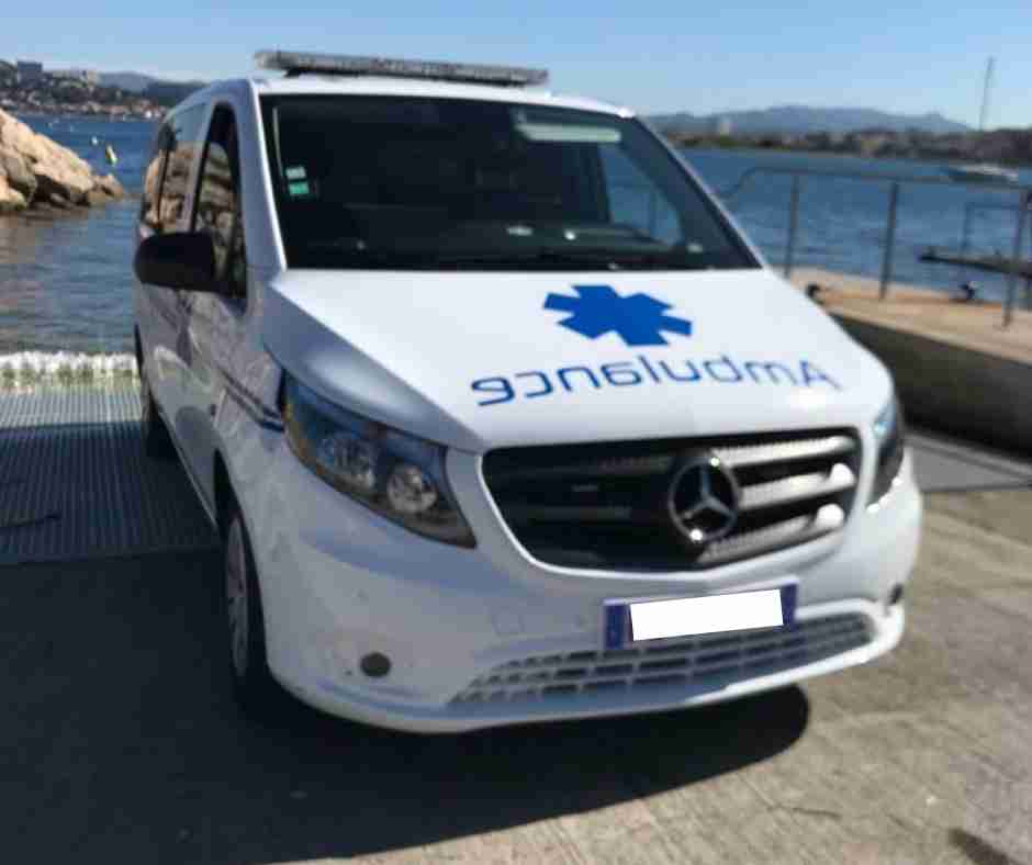 Ambulance marseille 13008